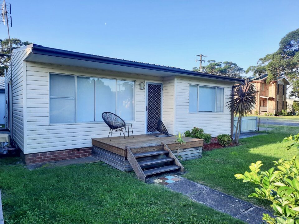 27 Nowra Road, CURRARONG NSW 2540